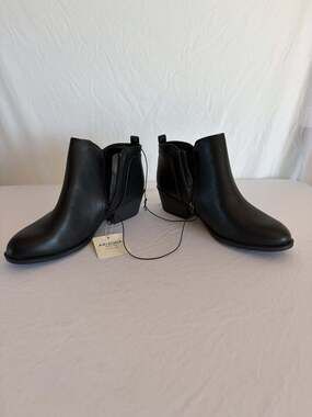 Arizona Jean Co Castle Womens Ankle Boots Black Faux Leather Size 9 M Zip